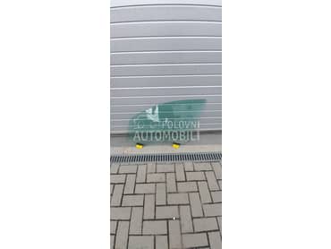 Staklo u vozacevim vratima za Audi Q7 od 2014. do 2024. god.