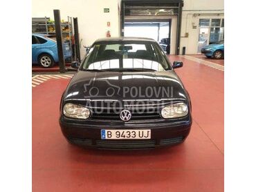 Delovi za Volkswagen Golf 4 1.9tdi 2002. god.