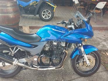 Kawasaki ZR7S