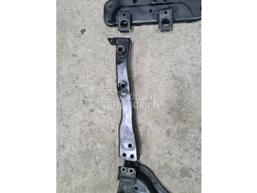 most prednji levi krak za Nissan Qashqai od 2014. do 2021. god.