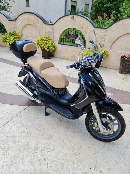 Piaggio Beverly Cruiser 500