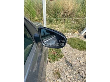 Desni retrovizor za Volkswagen Golf 6
