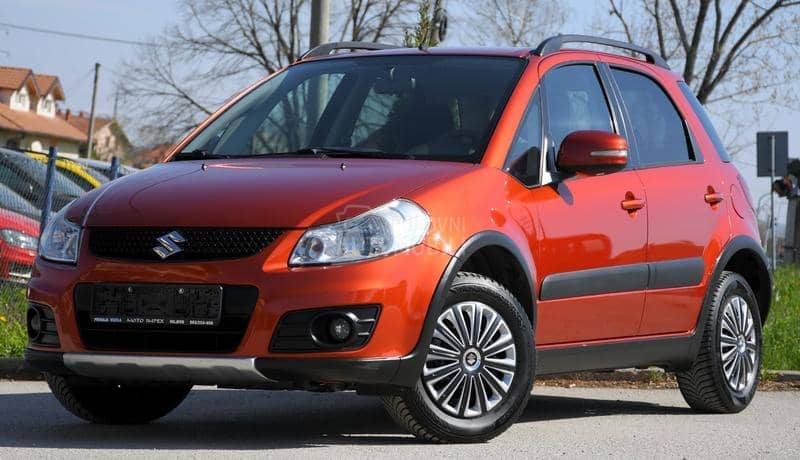 Suzuki SX4 1.6/4x4/NAV/T0P/CH