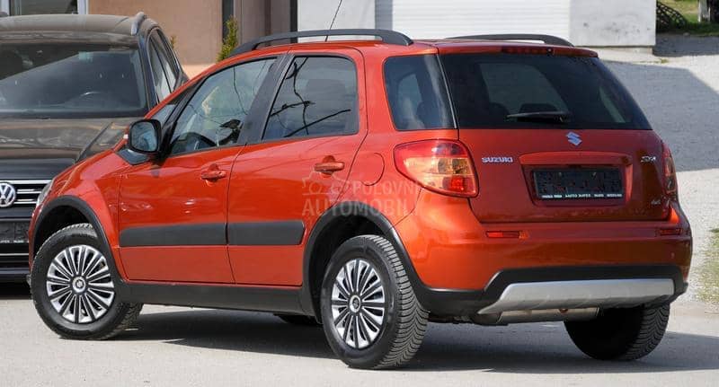 Suzuki SX4 1.6/4x4/NAV/T0P/CH