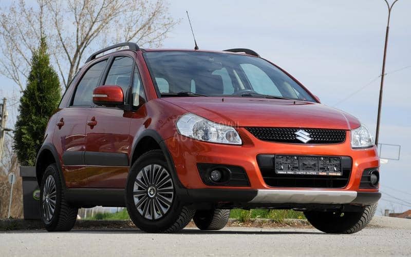 Suzuki SX4 1.6/4x4/NAV/T0P/CH