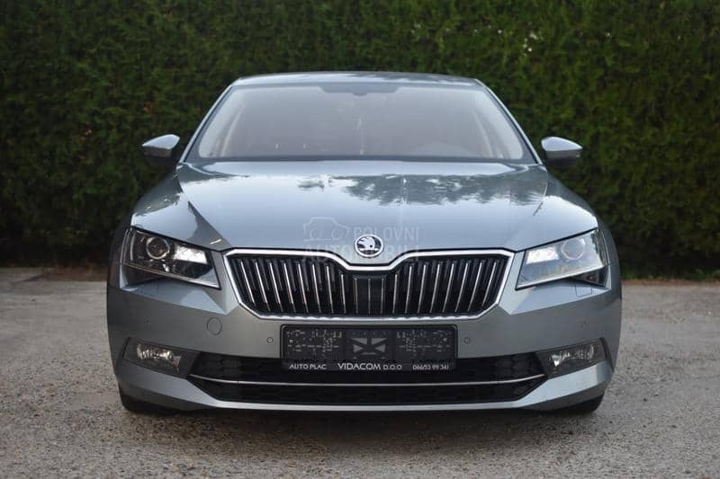 Škoda Superb 1.6TDI/DSG/NOV