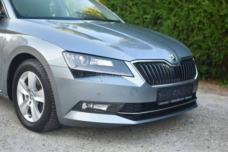 Škoda Superb 1.6TDI/DSG/NOV