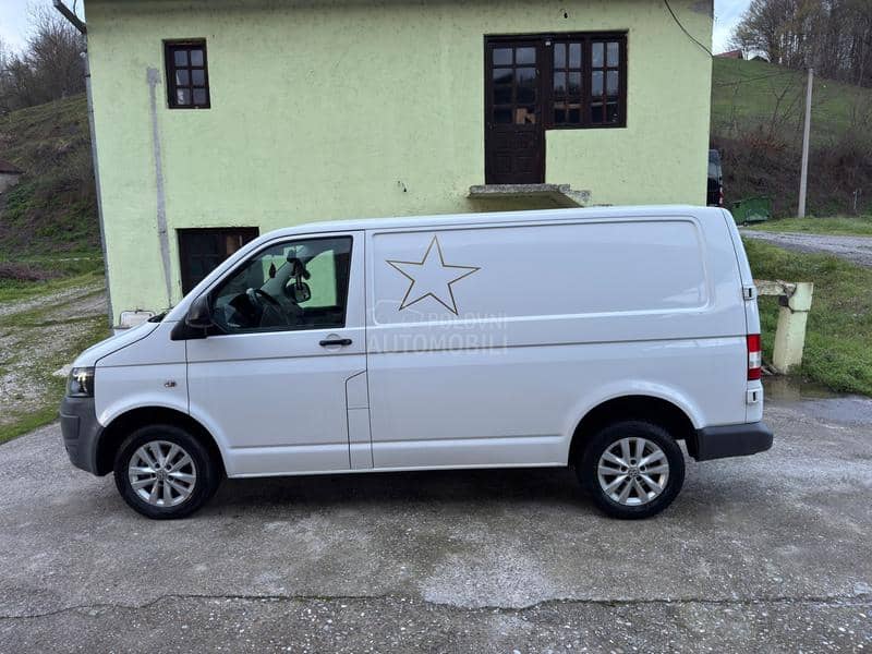 Volkswagen Transporter T5 2.0 TDI