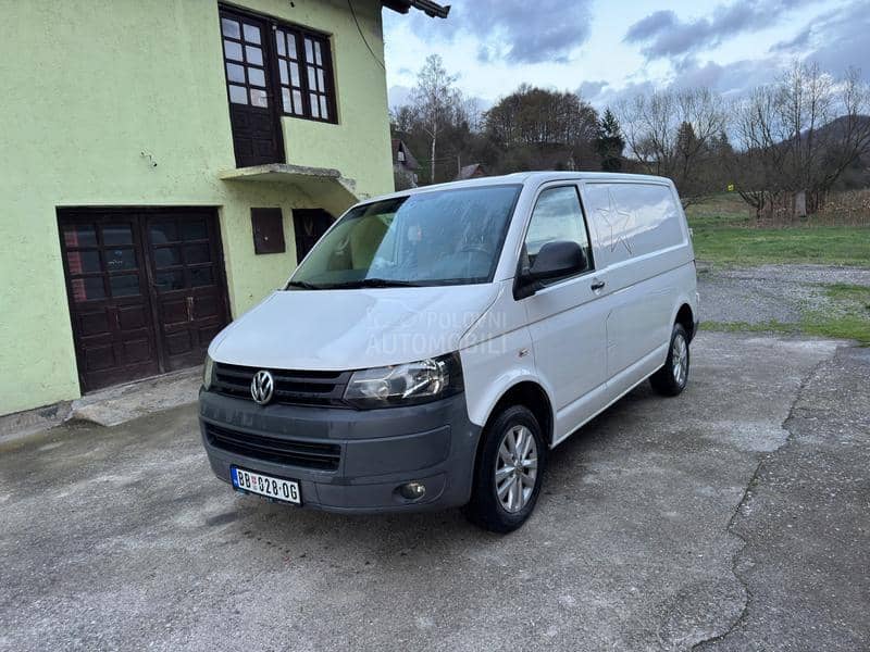 Volkswagen Transporter T5 2.0 TDI