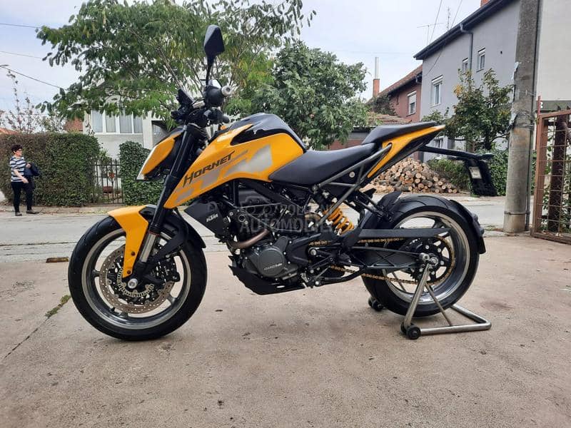 KTM duke 125