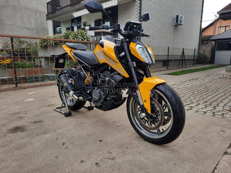 KTM duke 125