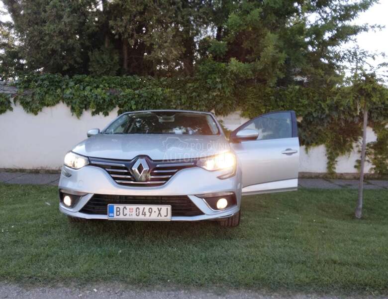 Renault Megane 1.2b TCE 130