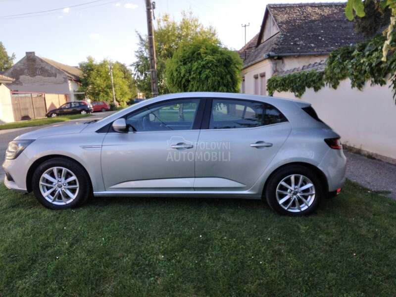 Renault Megane 1.2b TCE 130