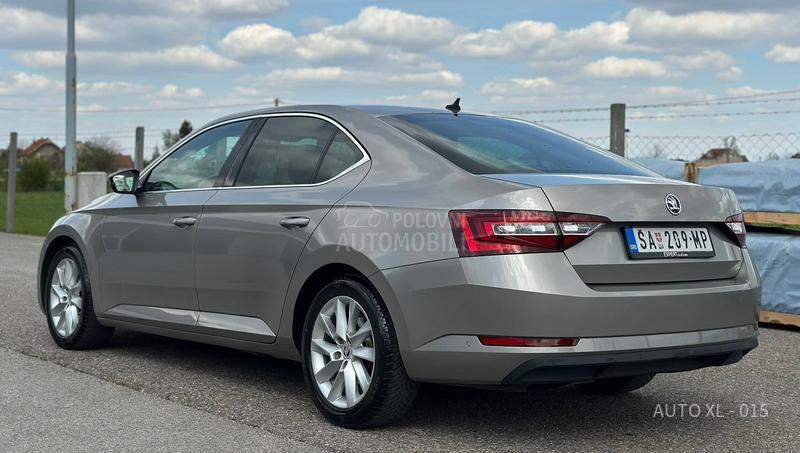 Škoda Superb 1.6TDI / DSG / F.ULL