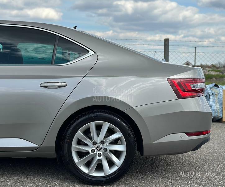 Škoda Superb 1.6TDI / DSG / F.ULL
