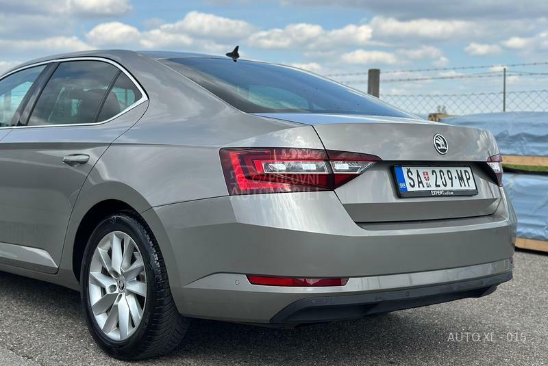 Škoda Superb 1.6TDI / DSG / F.ULL