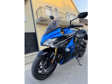 Suzuki gsxs1000f