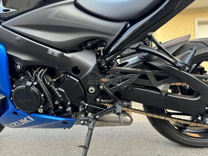 Suzuki gsxs1000f