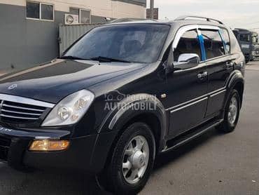 SsangYong Rexton -  kompletan auto u delovima