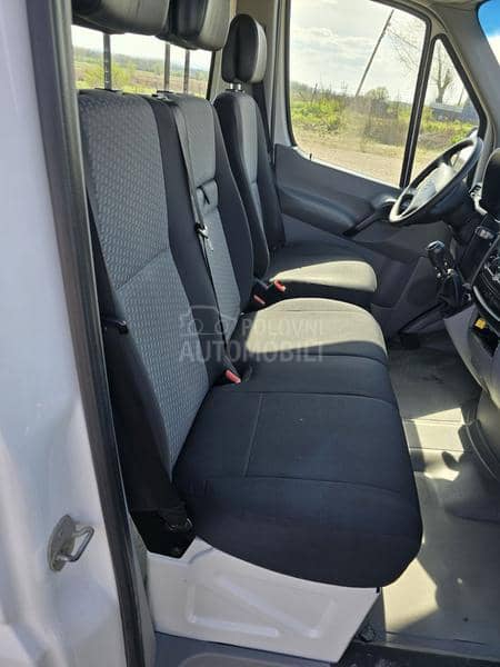 Volkswagen Crafter TERETNI 6 SEDISTA