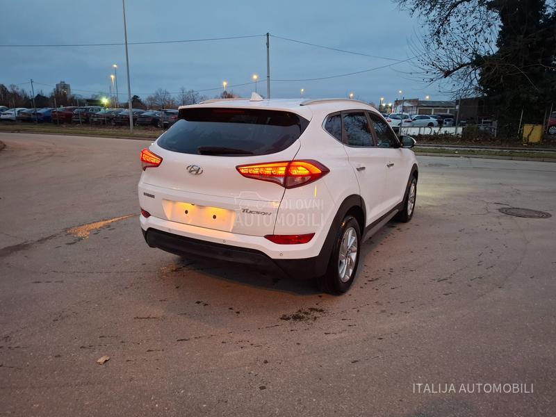 Hyundai Tucson 1.7CRDI LED/KAM/NAV