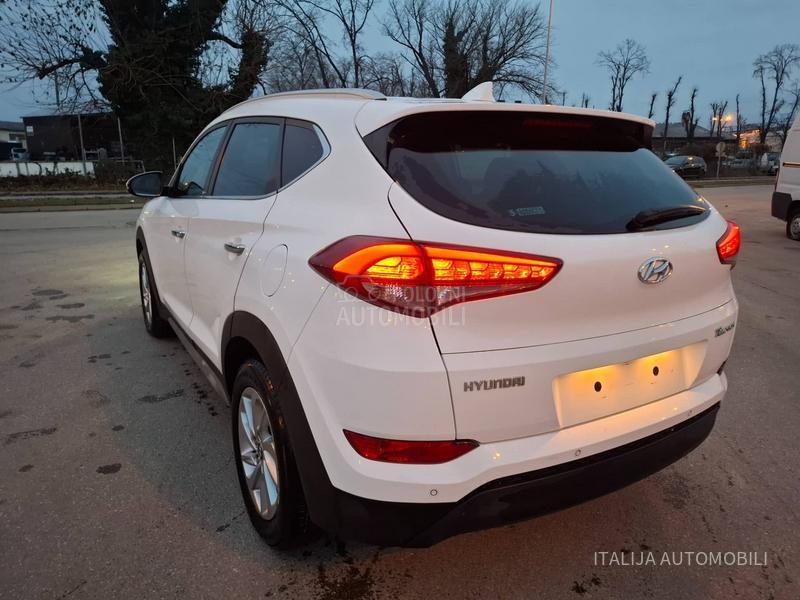 Hyundai Tucson 1.7CRDI LED/KAM/NAV