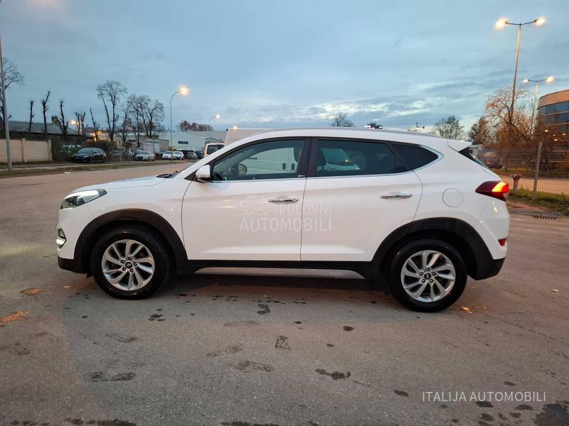 Hyundai Tucson 1.7CRDI LED/KAM/NAV