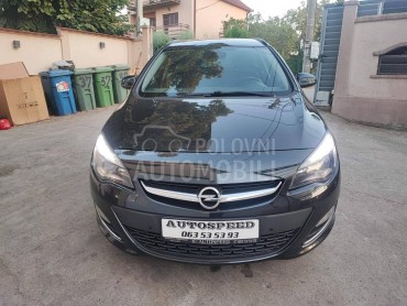 Opel Astra J 