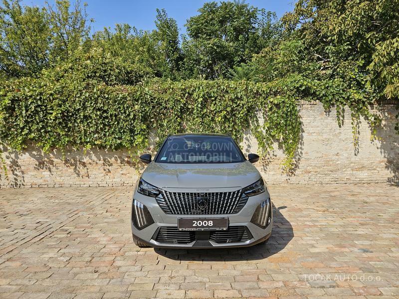 Peugeot 2008 GT 1.2E 130 AT