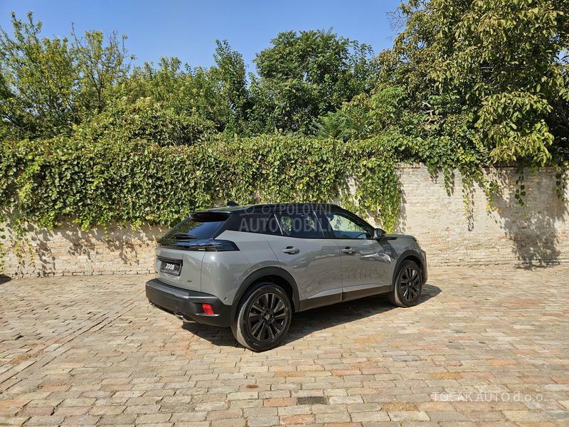Peugeot 2008 GT 1.2E 130 AT