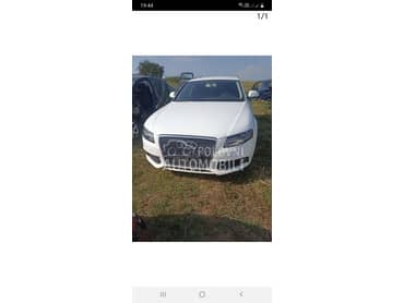 FAROVI XENON DIODA ORIGINALNI za Audi A4 od 2008. do 2012. god.