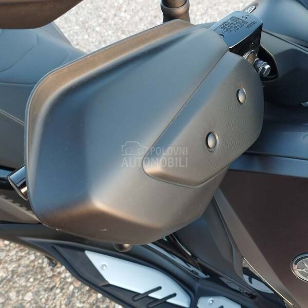 Yamaha Xmax Techmax nov