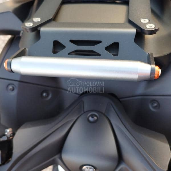 Yamaha Xmax Techmax nov