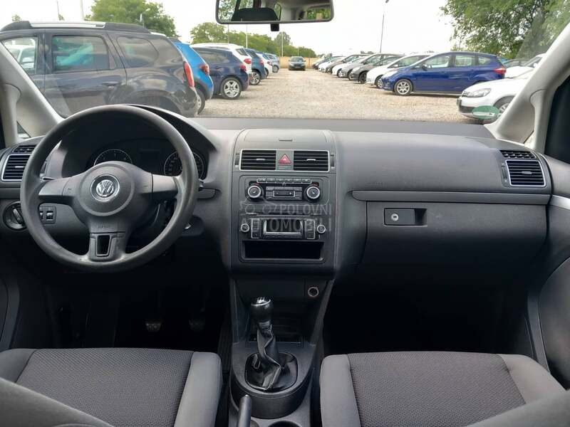 Volkswagen Touran 1.6 TDi