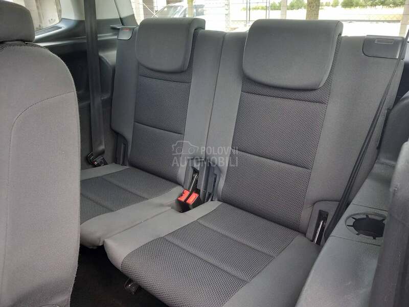 Volkswagen Touran 1.6 TDi