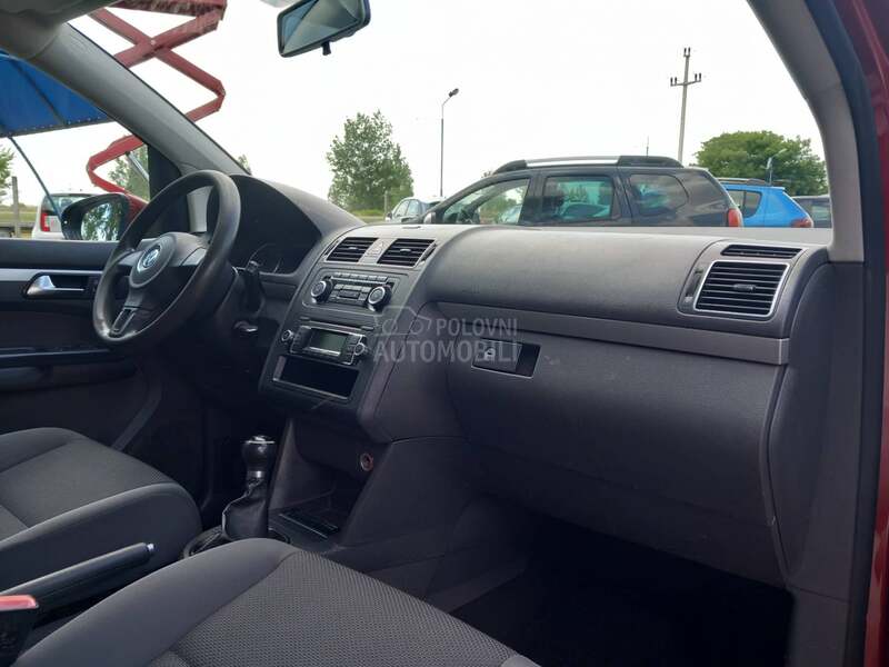 Volkswagen Touran 1.6 TDi