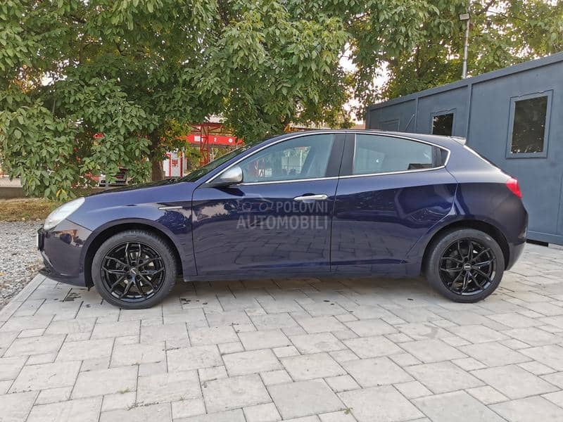 Alfa Romeo Giulietta 1.6 jtd DISTINCTIVE