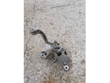 Razni alu nosači na motoru za Volkswagen Golf 5