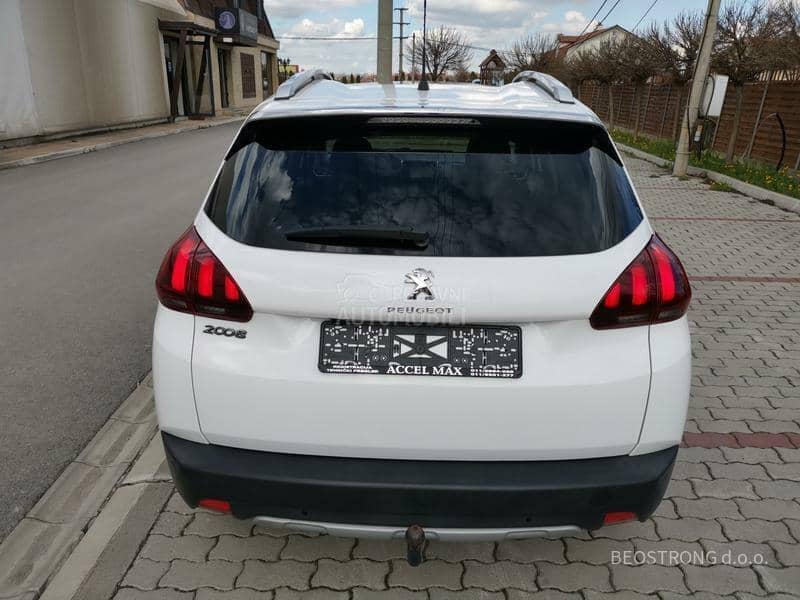 Peugeot 2008 1.2AllureA K C I J A