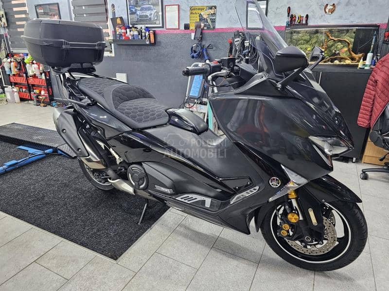 Yamaha T MAX