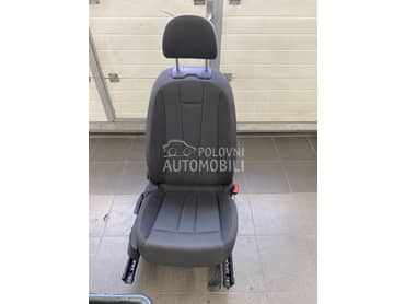 sediste za Audi A4