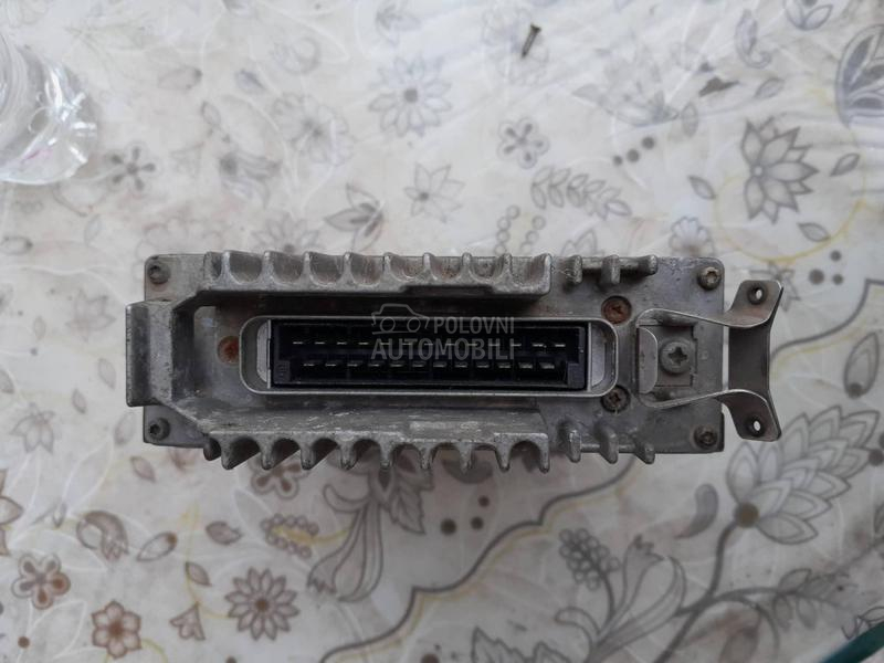 Kompjuter Mercedes 190/124