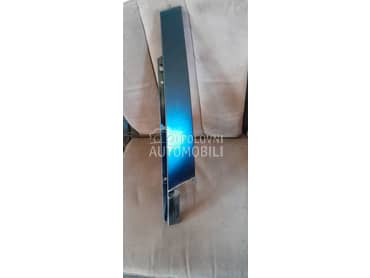 B8 lajsna do prozora za Audi A4 od 2008. do 2016. god.