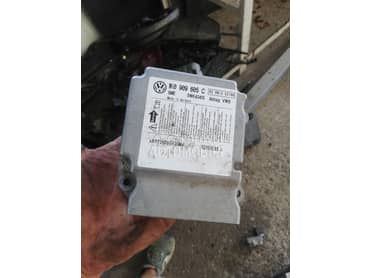 Centrala airbaga za Volkswagen Golf 5