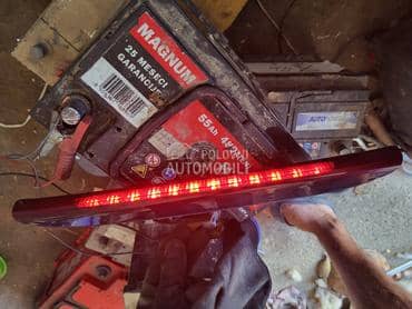 treće štop svetlo za Renault Clio od 2001. do 2006. god.