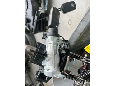 Kontakt brava za Volkswagen Caddy, Golf 5, Golf 6 ...