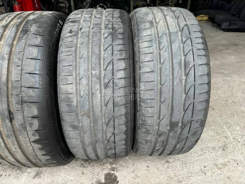 Bridgestone 235/40 R19 Letnja