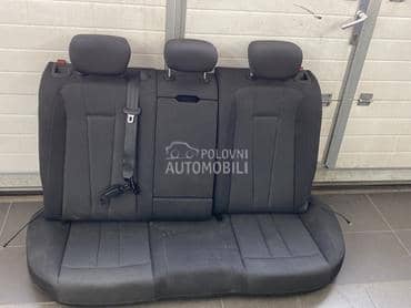 zadnja sedista za Audi A4