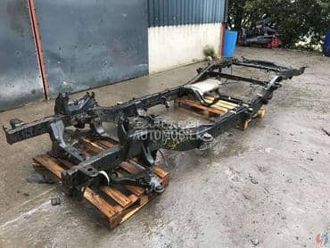 Sasija za Nissan Pathfinder od 2005. do 2013. god.