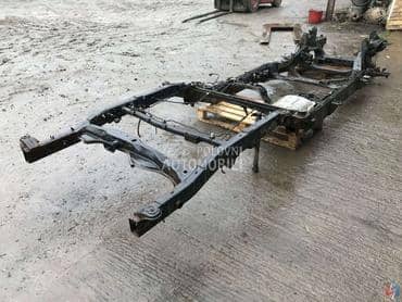 Sasija D40 za Nissan Navara od 2005. do 2013. god.